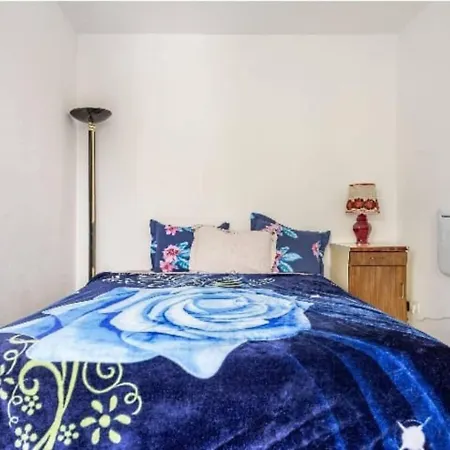 Cheap Exclusive Studio With Wi-fi Office Balcony Appartement