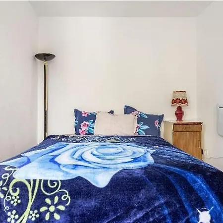 Appartement Cheap Exclusive Studio With Wi-fi Office Balcony